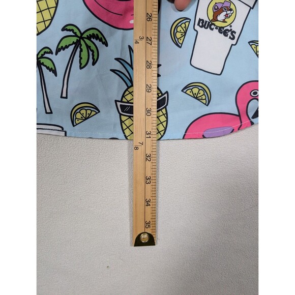 Bucees Shirt Mens M Blue Button Up Hawaiian Tiki AOP Pineapple Flamingo Shirt - Picture 5 of 6